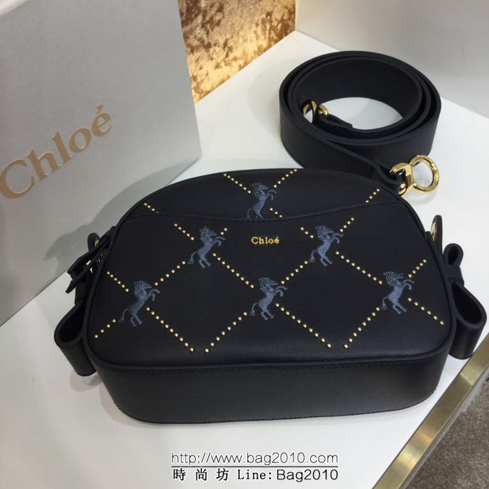 Chloe克洛伊 迷你Signature 駿馬刺繡圖案 鉚釘裝飾 小牛皮手袋 1805  ypk1046